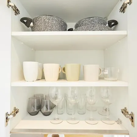 Charming 3br 2bath Ac In Center - Santur D7 Apartment