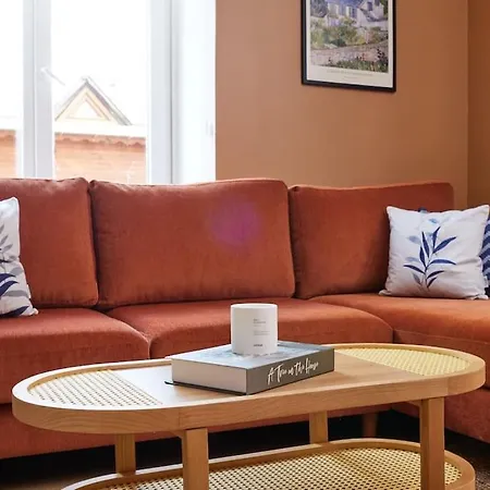 Charming 3br 2bath Ac In Center - Santur D7 Apartment *